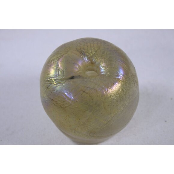 Vintage Art glass apple pen stand, artist signed glass paperweight, iridescent - Picture 7 of 10